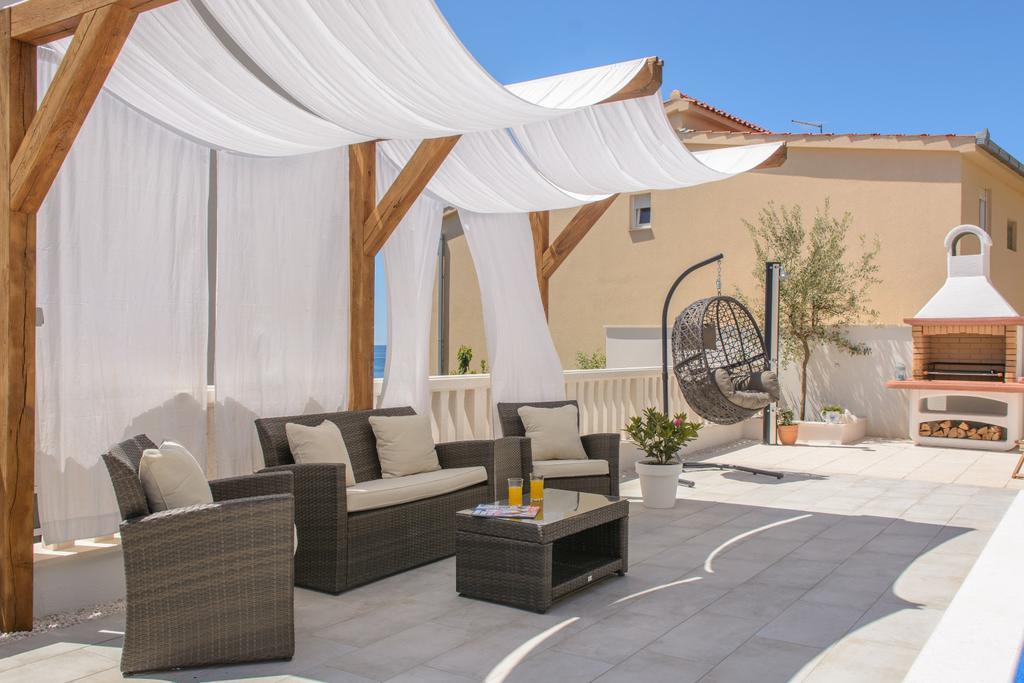 Apartments Villa Atlantis Trogir Ngoại thất bức ảnh