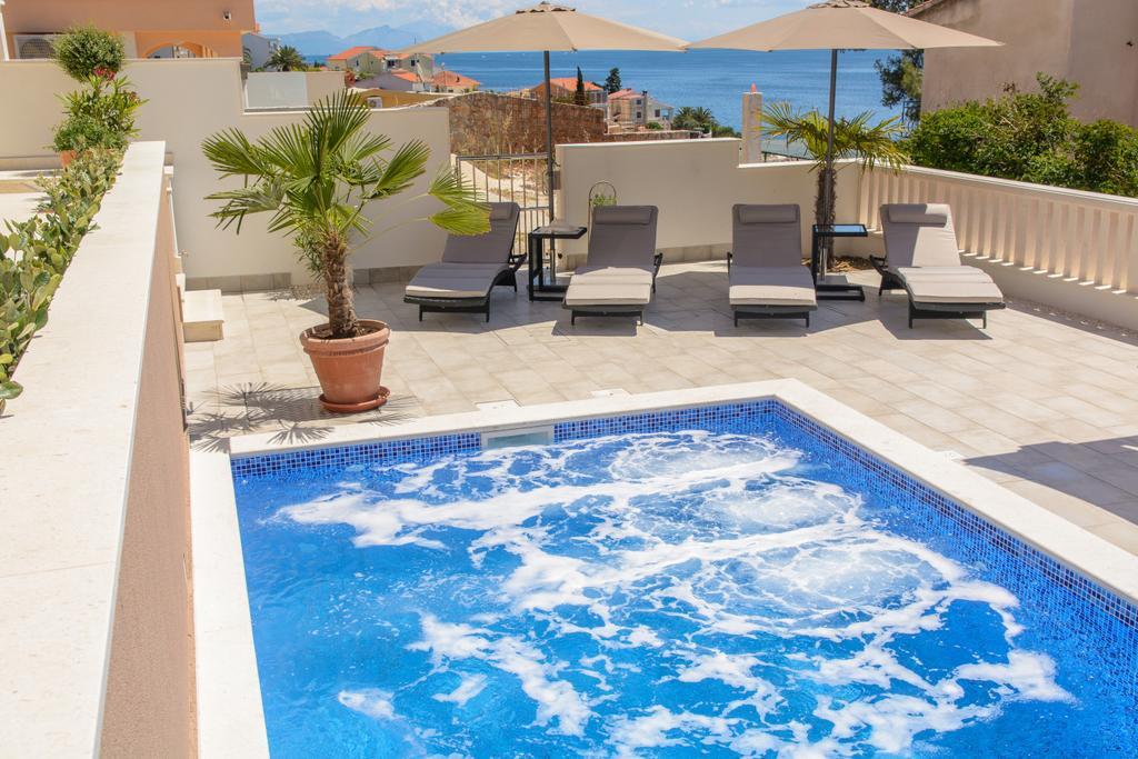 Apartments Villa Atlantis Trogir Ngoại thất bức ảnh