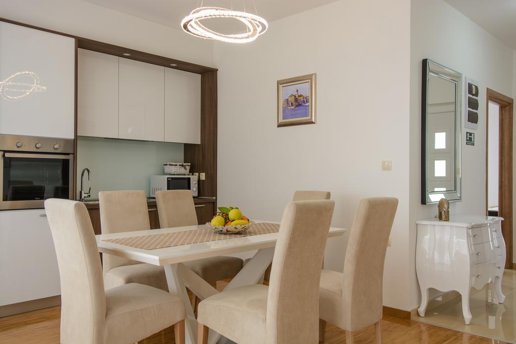 Apartments Villa Atlantis Trogir Ngoại thất bức ảnh