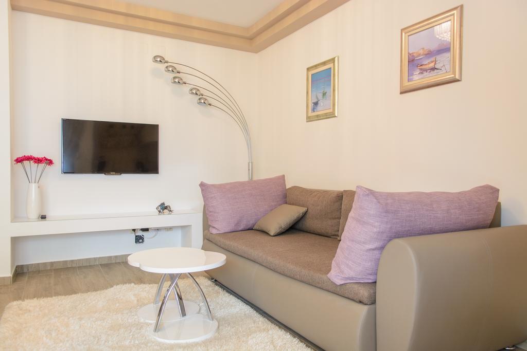 Apartments Villa Atlantis Trogir Ngoại thất bức ảnh